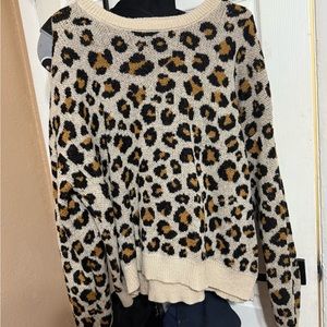 Knox Rose Leopard Print Crew Neck Sweater in Black and Tan